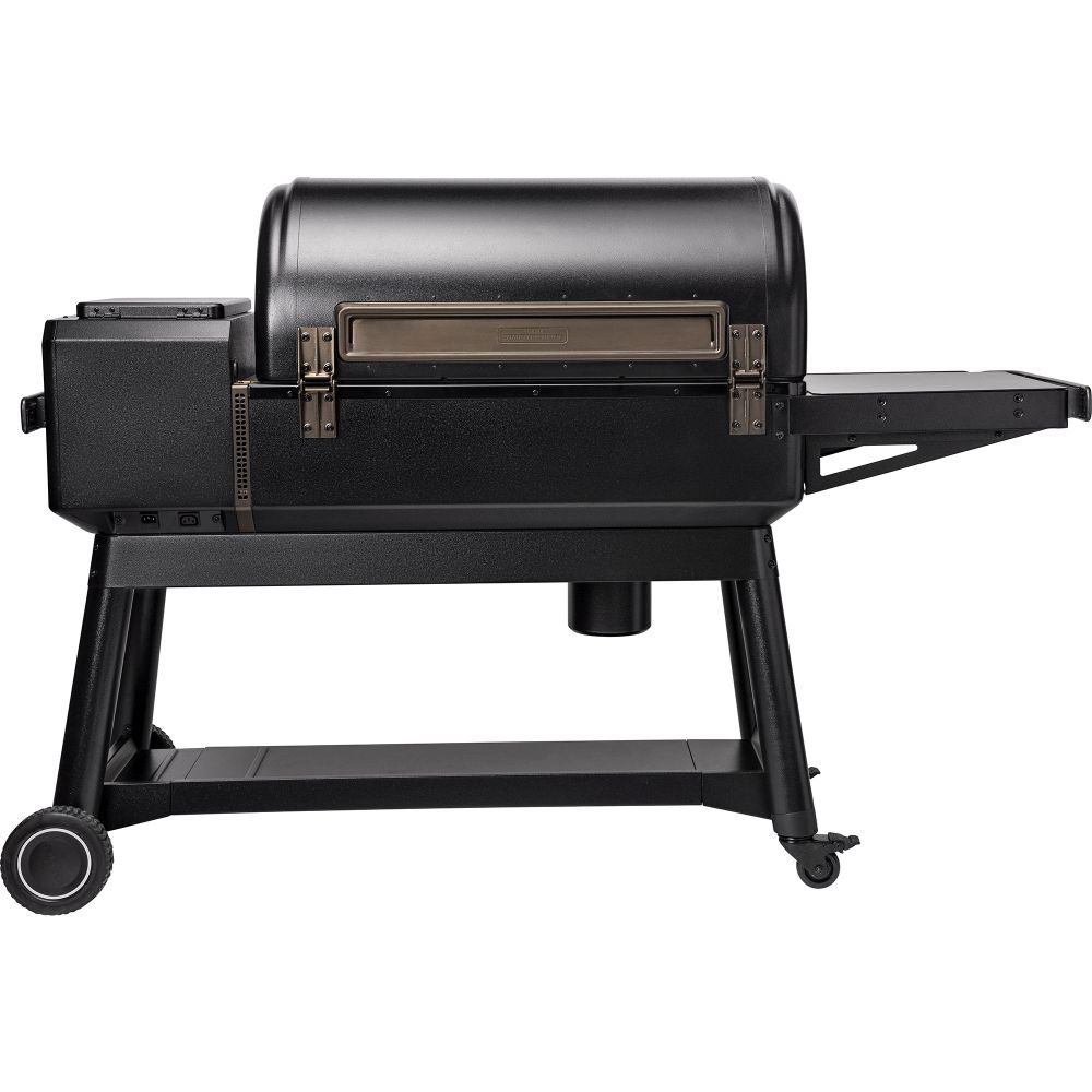 Traeger Ironwood XL — Pellet-Hopper und Förderschnecke im Detail